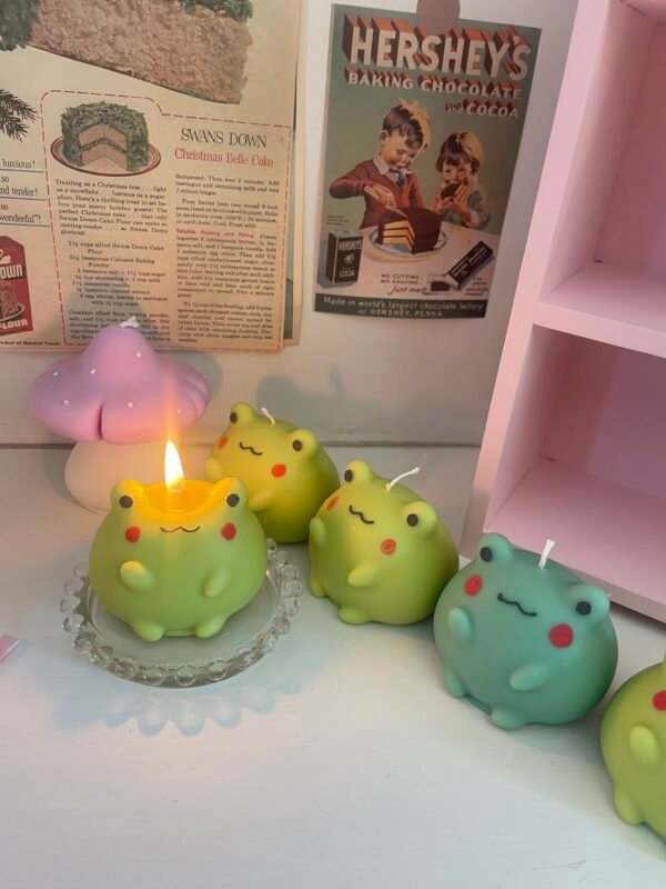 Cute Frog Candle